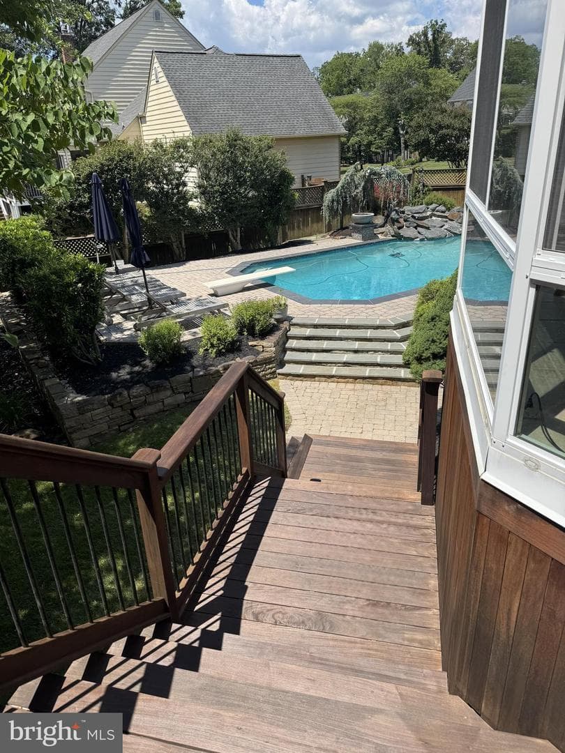 59 Simmons Lane photo 44
