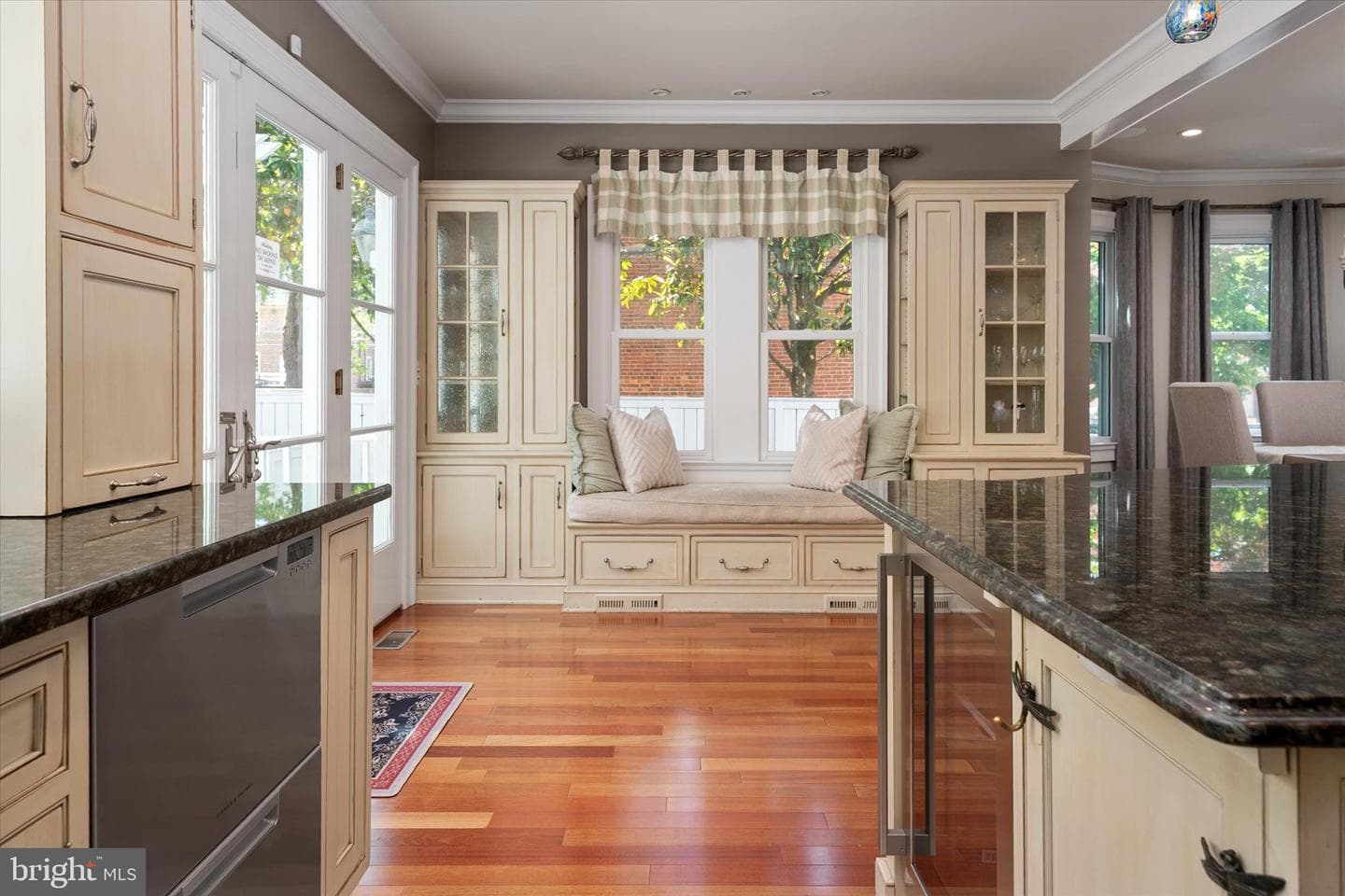 238 King George Street photo 11