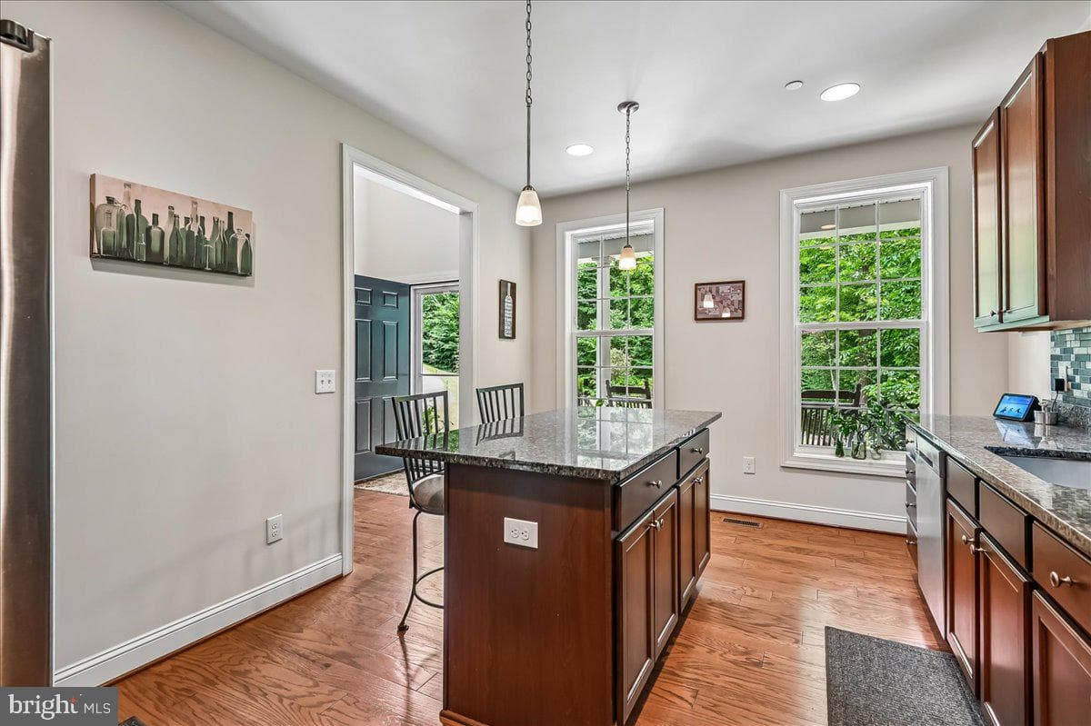 1457 Gilbert Road photo 16