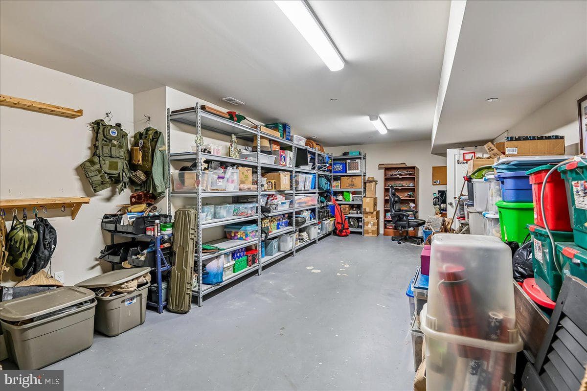 1457 Gilbert Road photo 55
