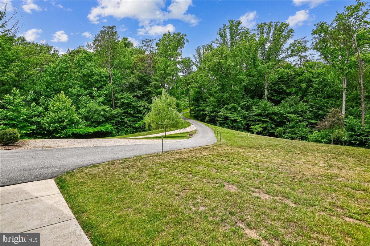 1457 Gilbert Road photo 68