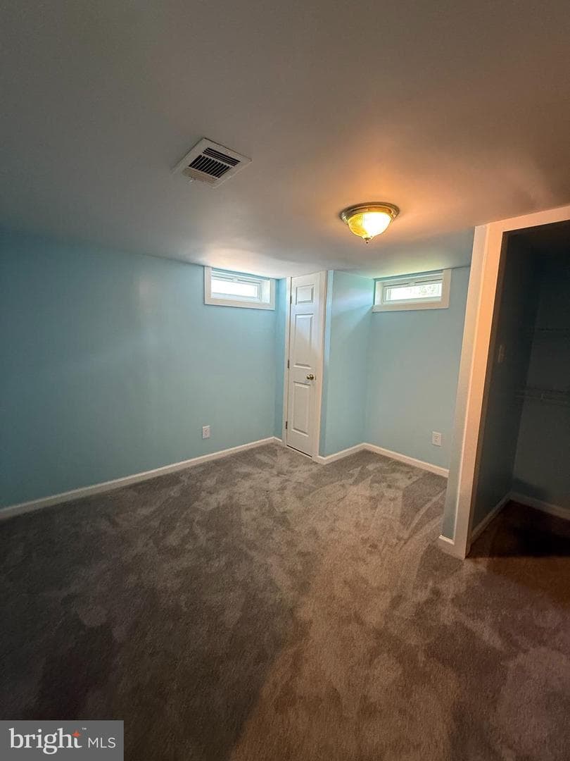 532 Stewart Avenue photo 17