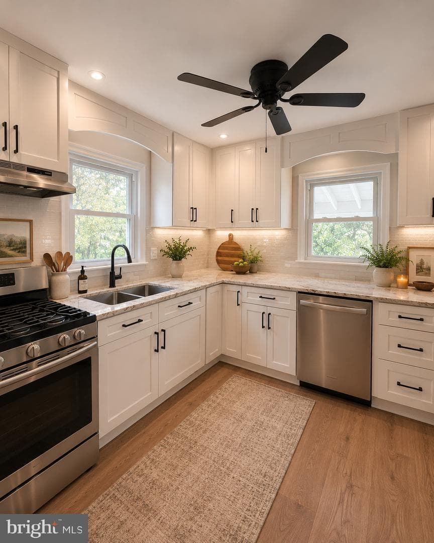 532 Stewart Avenue photo 8