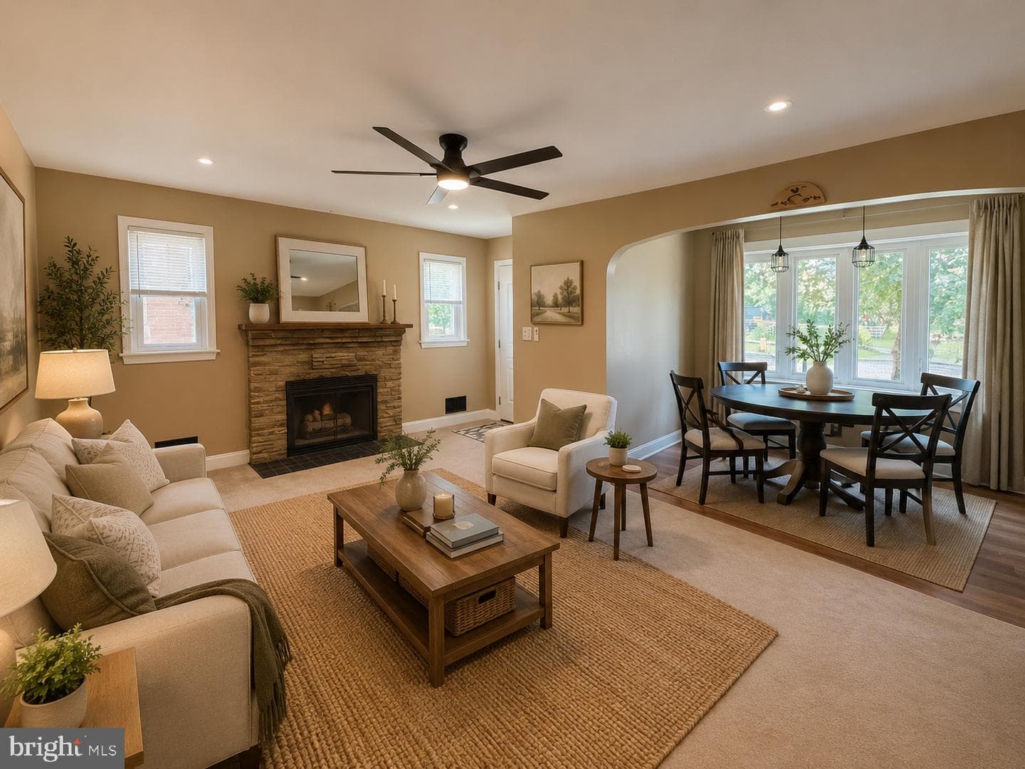 532 Stewart Avenue photo 9
