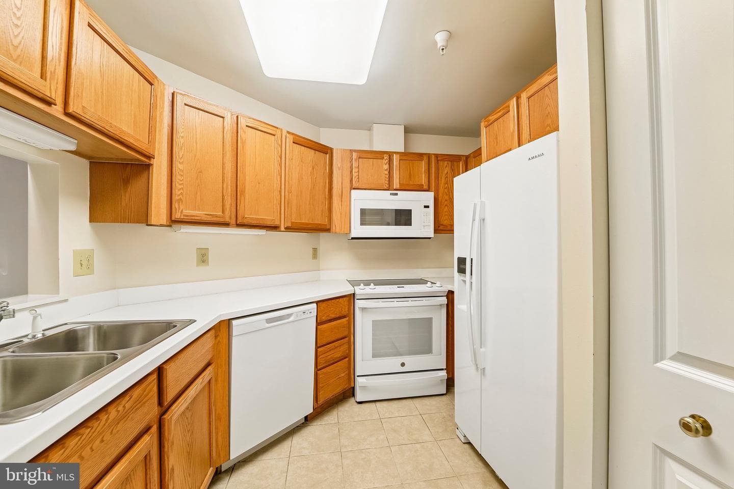 7101 Bay Front Drive #202 photo 7