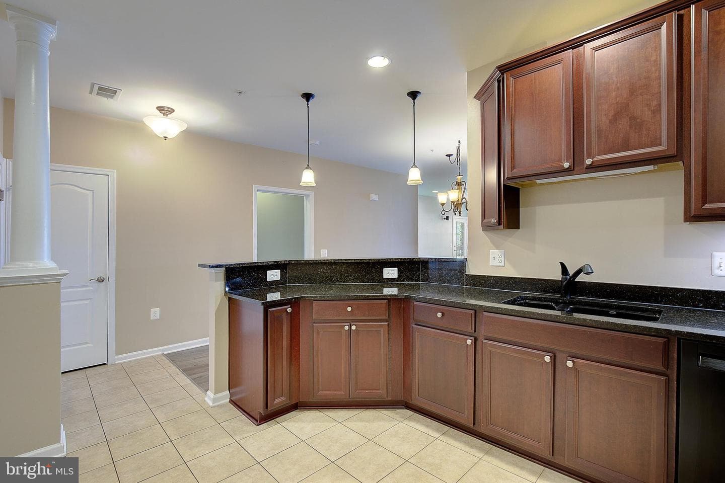 1403 Wigeon Way #302 photo 10