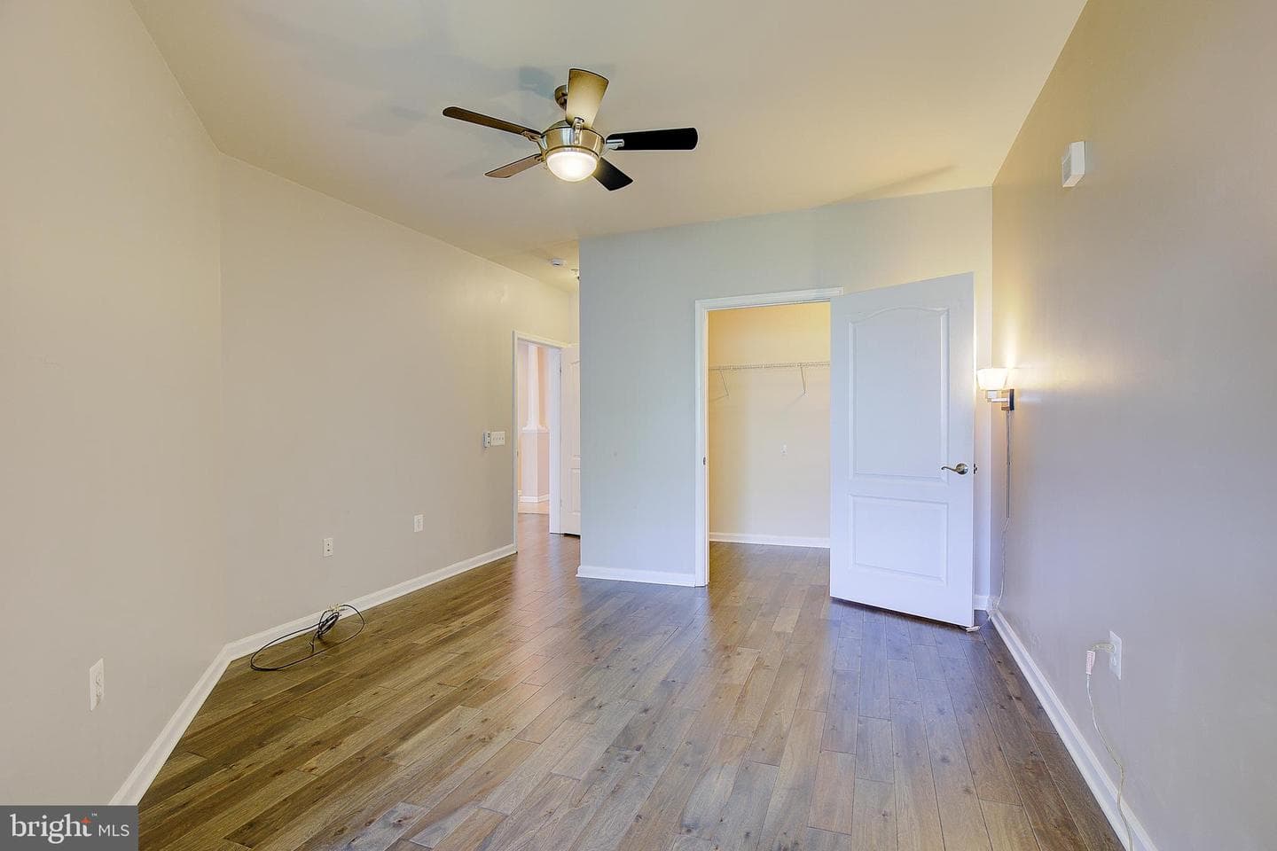 1403 Wigeon Way #302 photo 29