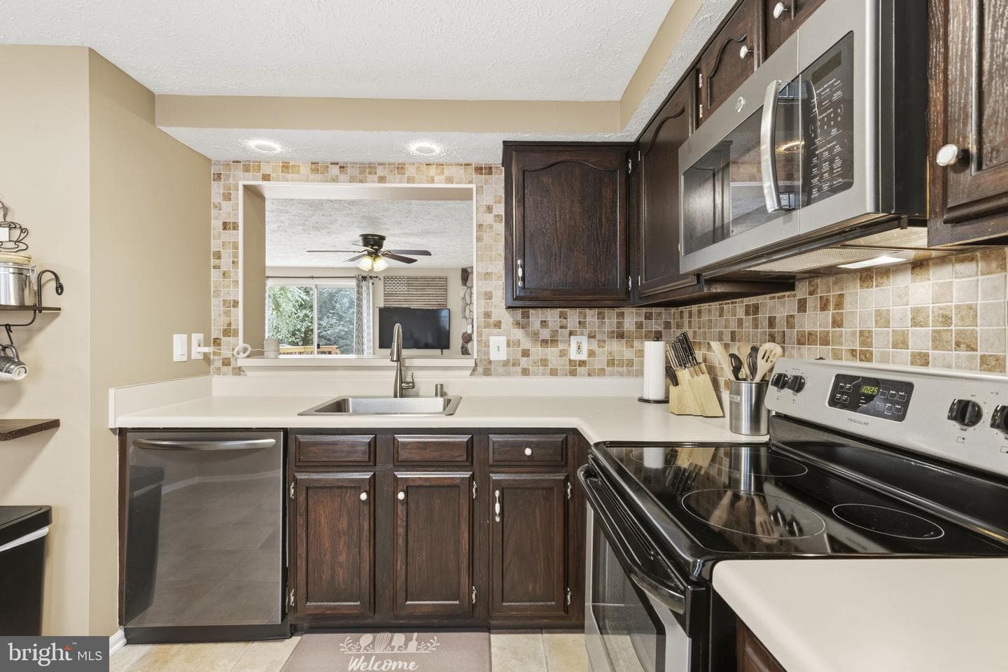 359 Hickory Nut Court photo 8
