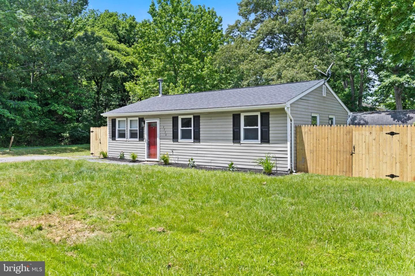 4738 Washington Ave, Shady Side