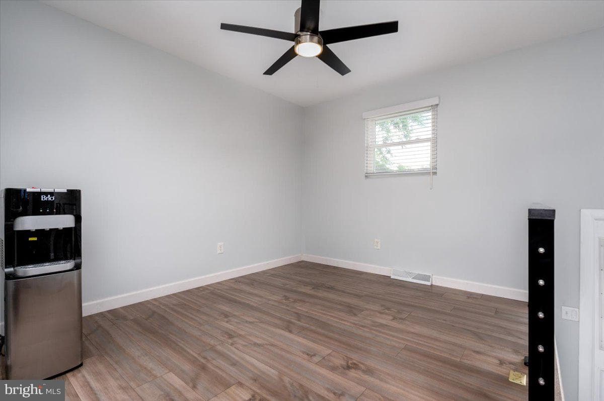 1005 Magothy Park Lane photo 5