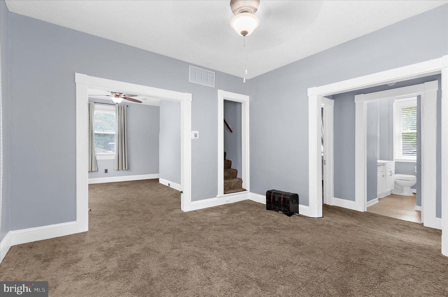 40 Hampton photo 14