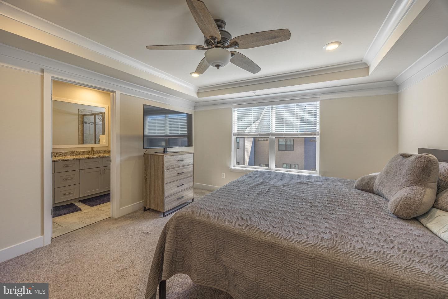 515 Levanna Lane photo 25