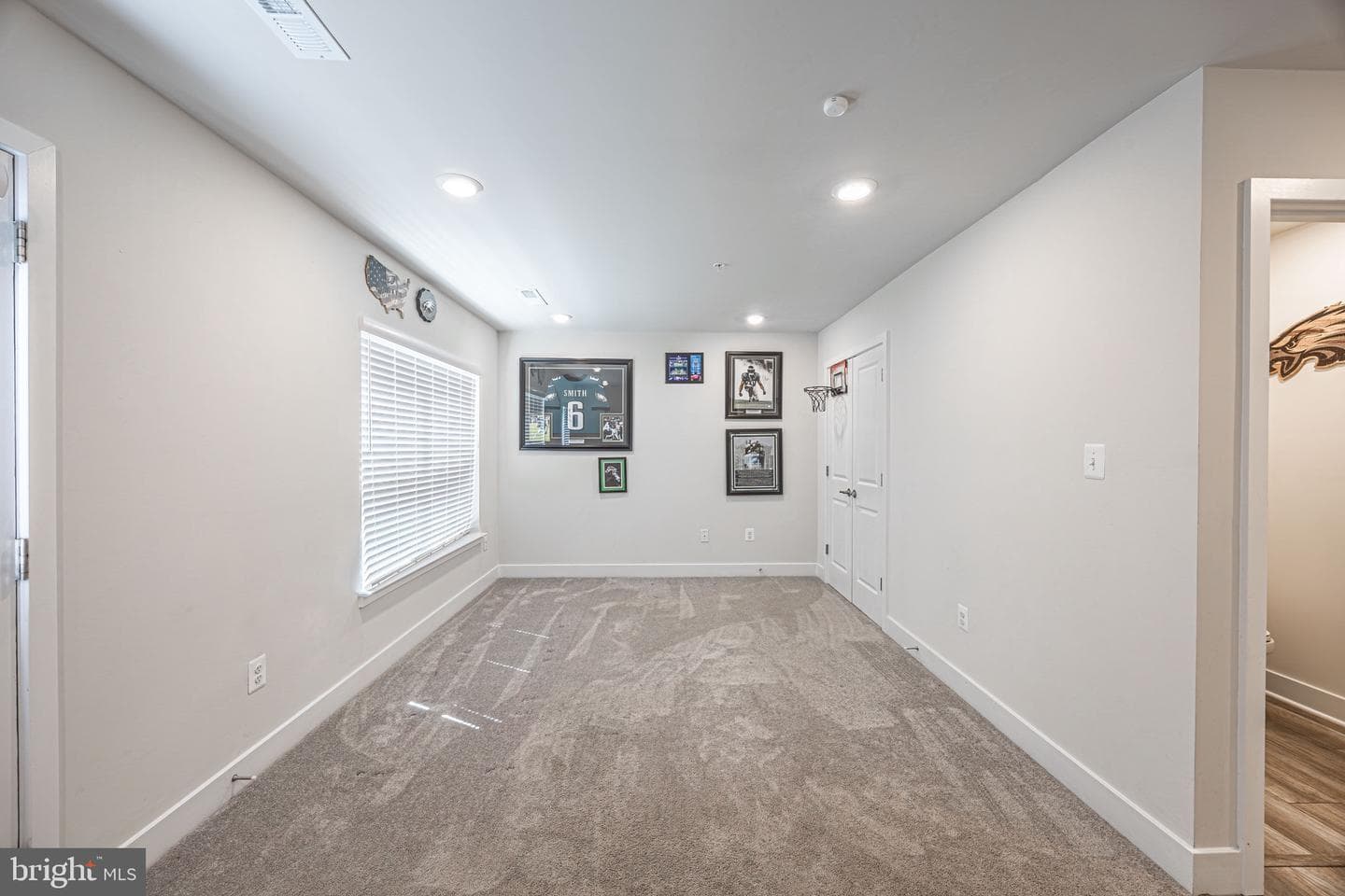 515 Levanna Lane photo 6