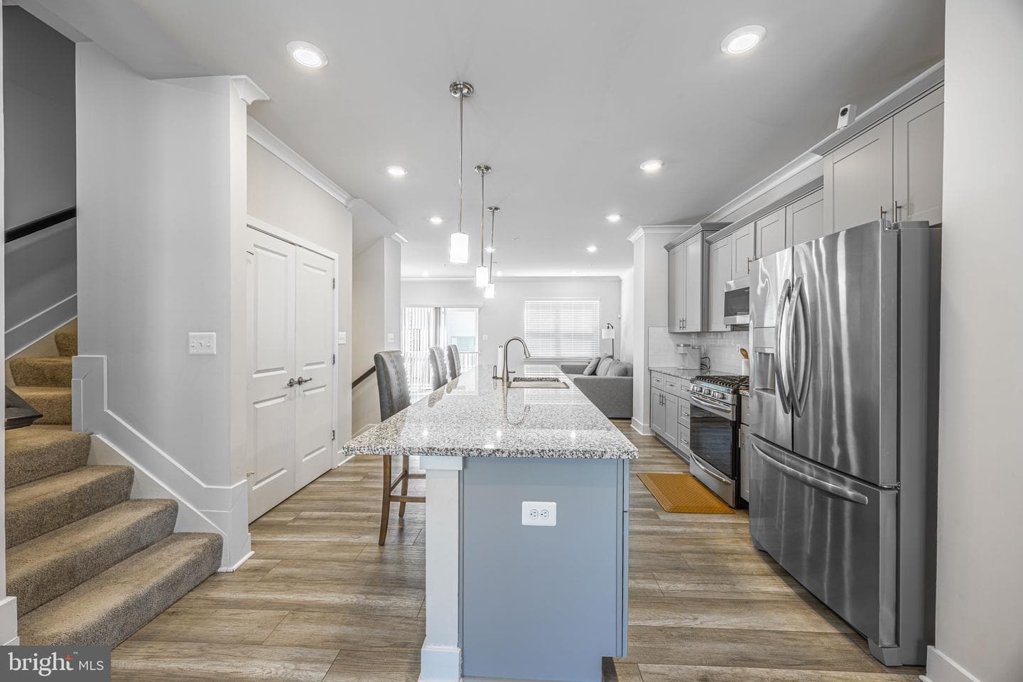 515 Levanna Lane photo 8