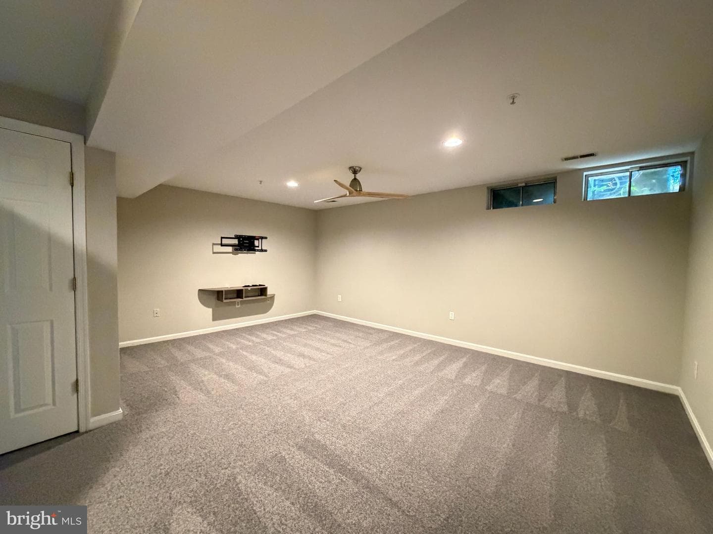 115 Militia Place photo 16