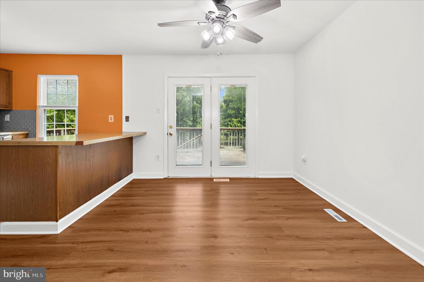 8614 Black Rock Harbour photo 10