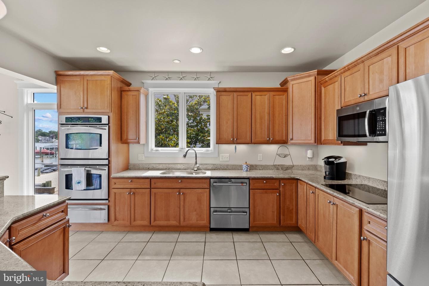 3733 Thomas Point Road photo 16