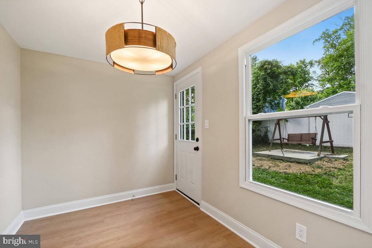 389 Chestnut Trail photo 15