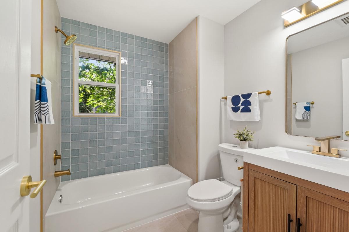 389 Chestnut Trail photo 23