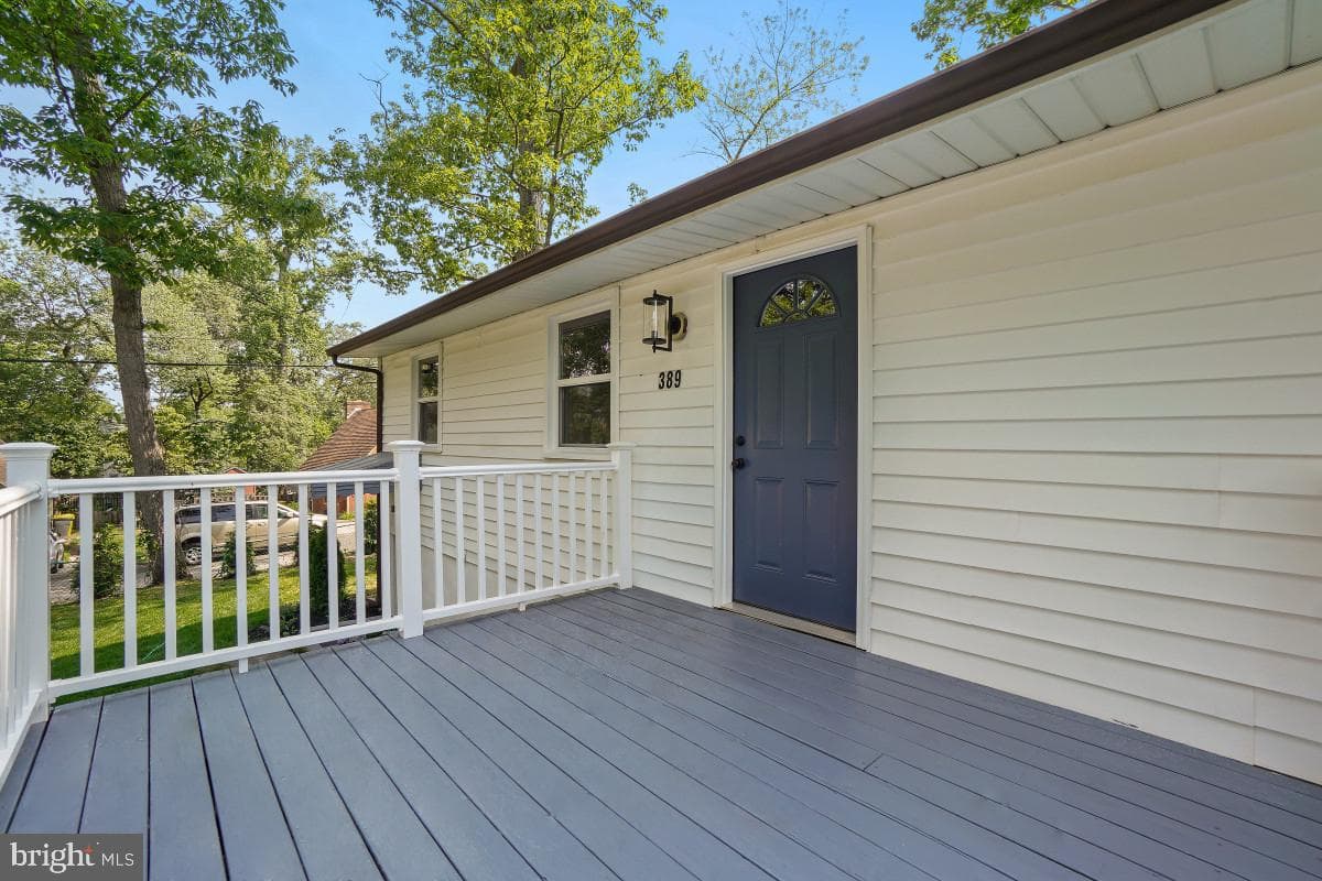 389 Chestnut Trail photo 4