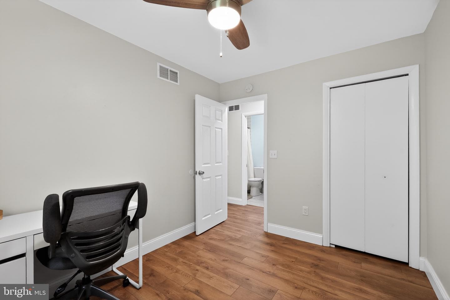 1410 Foxwood Court photo 23