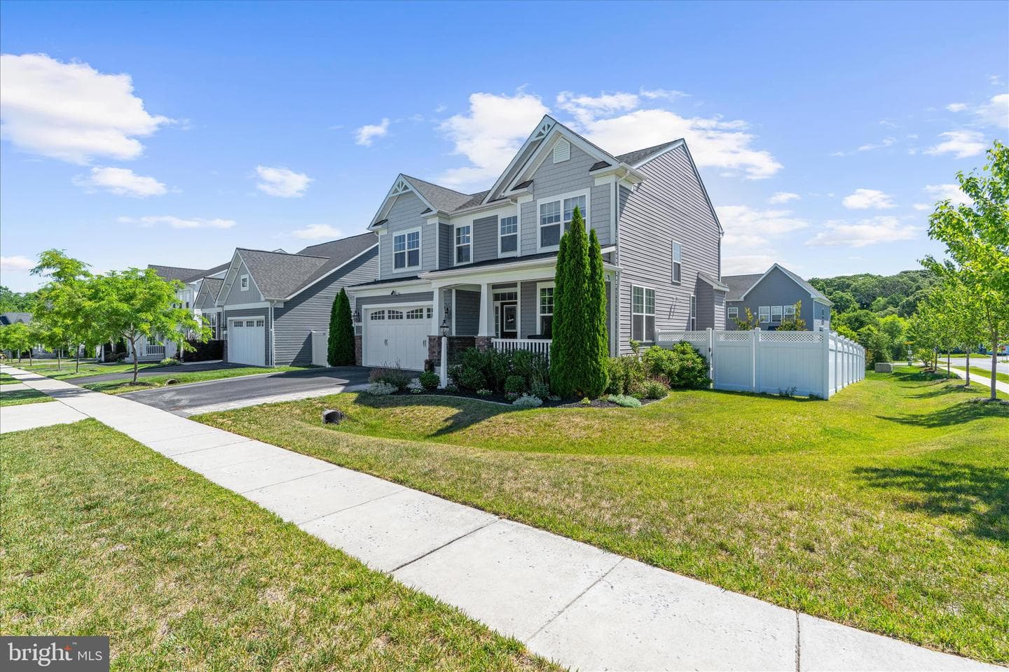 8219 Powers Drive photo 4