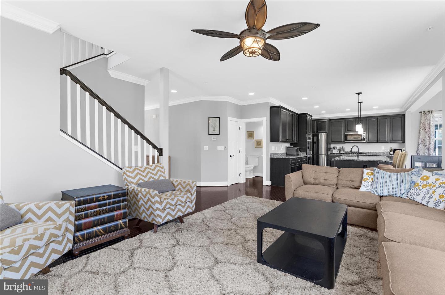 8219 Powers Drive photo 9