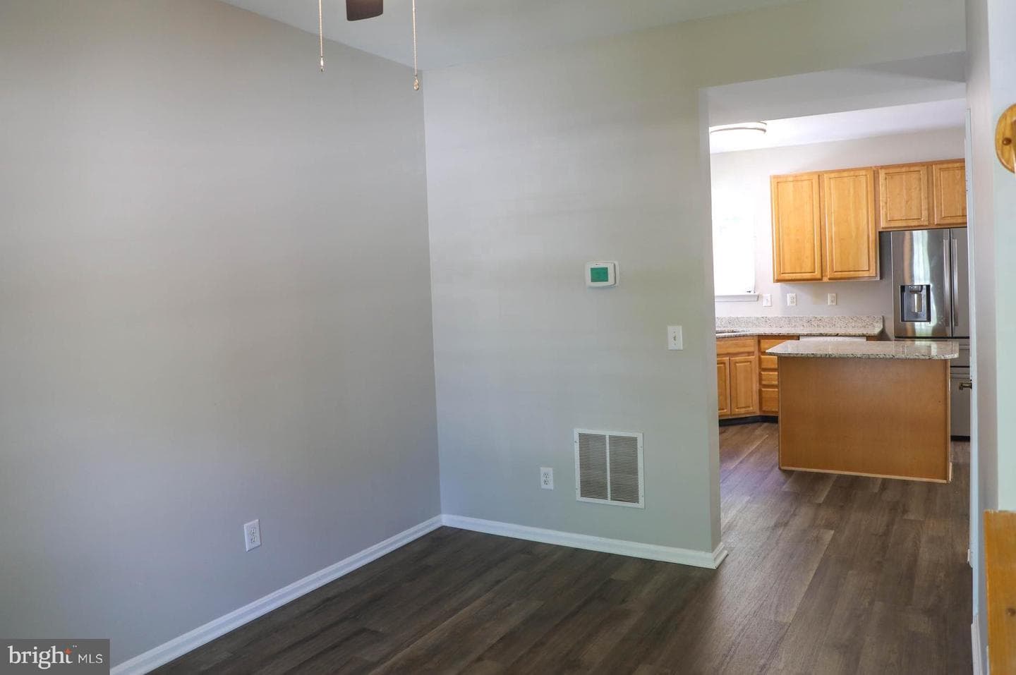 65 Lawrence Avenue photo 13