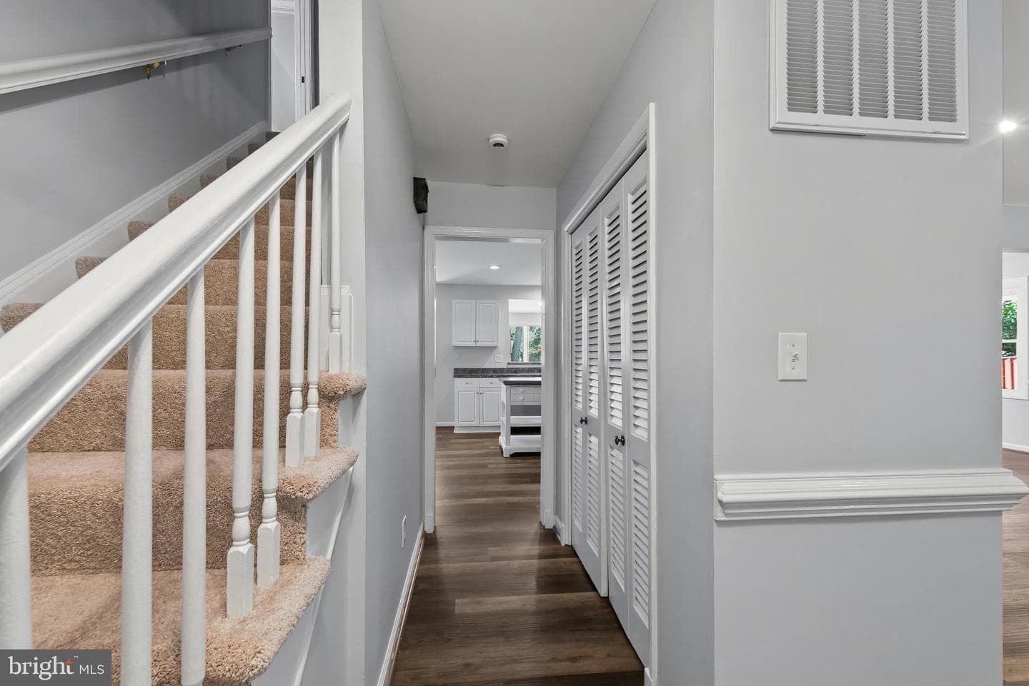 460 Blackshire Road photo 20