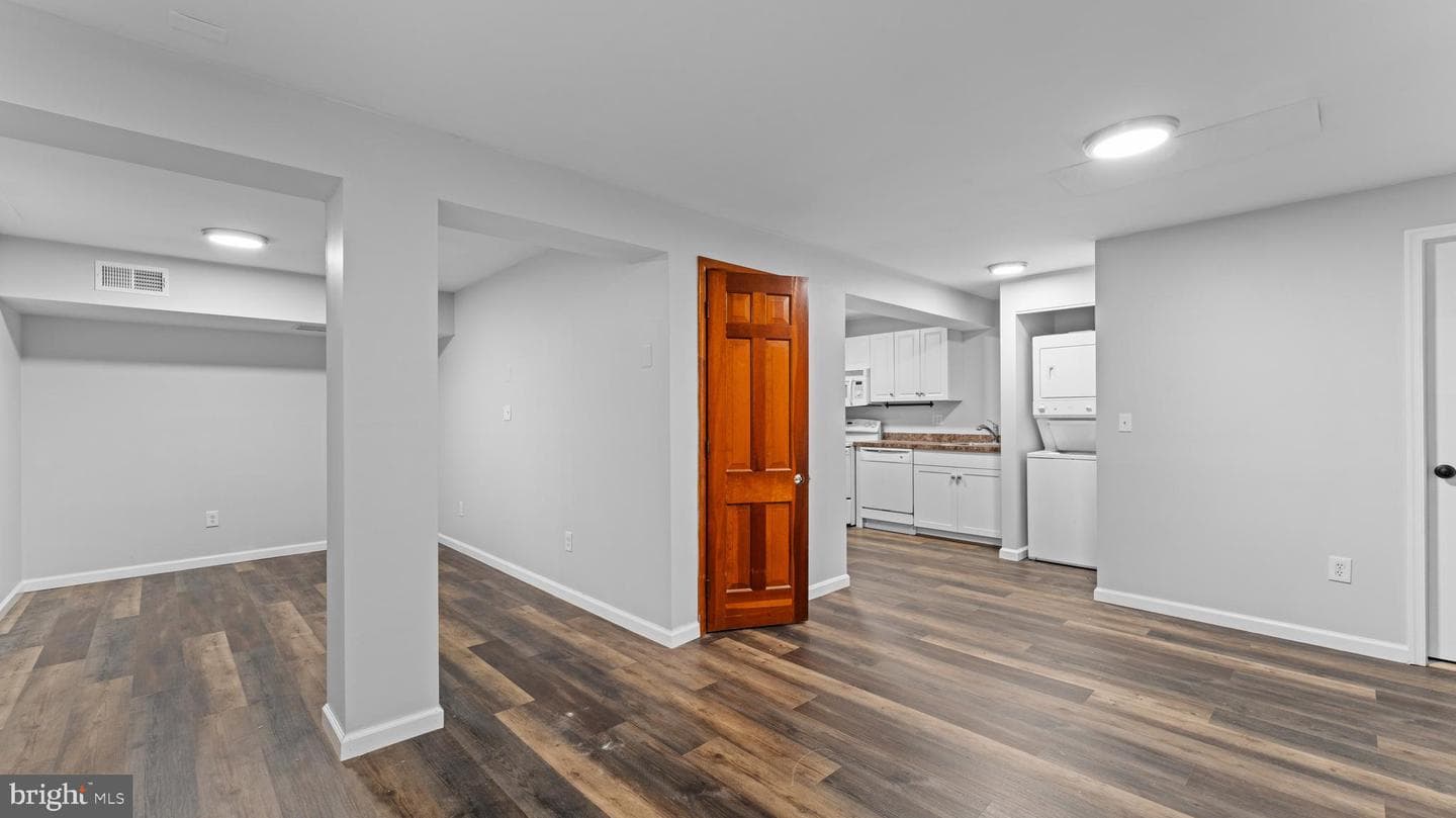 460 Blackshire Road photo 56
