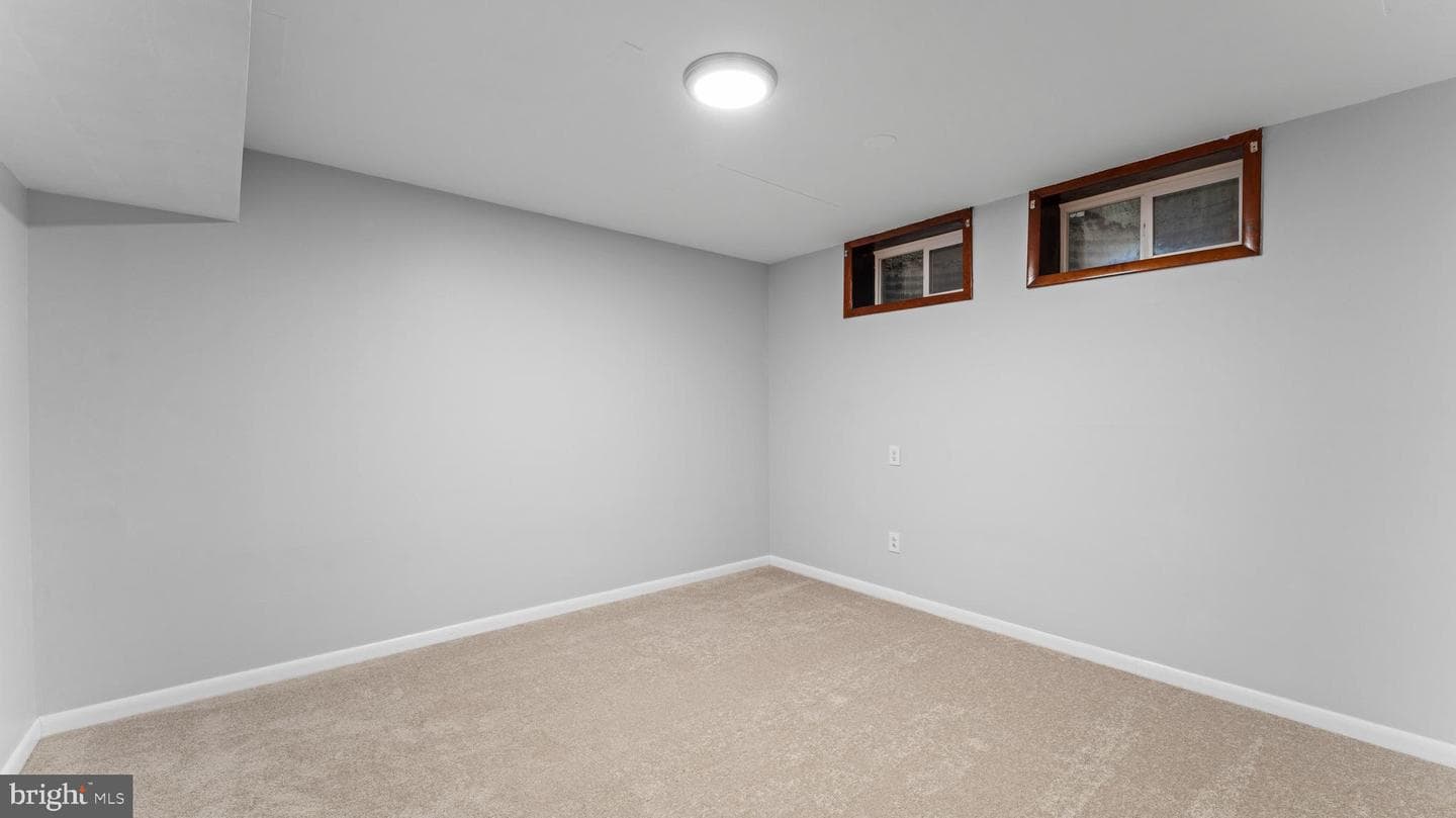 460 Blackshire Road photo 60