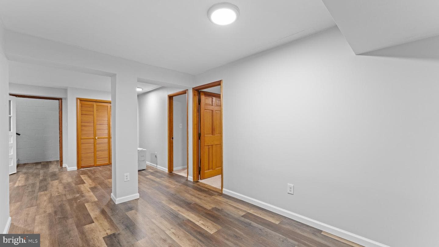 460 Blackshire Road photo 62
