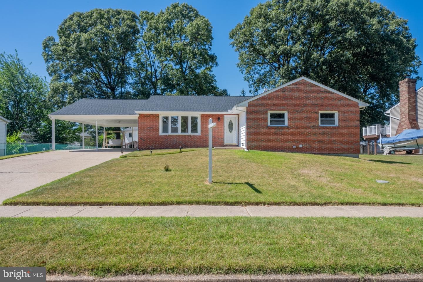 7960 Pipers Path photo 2