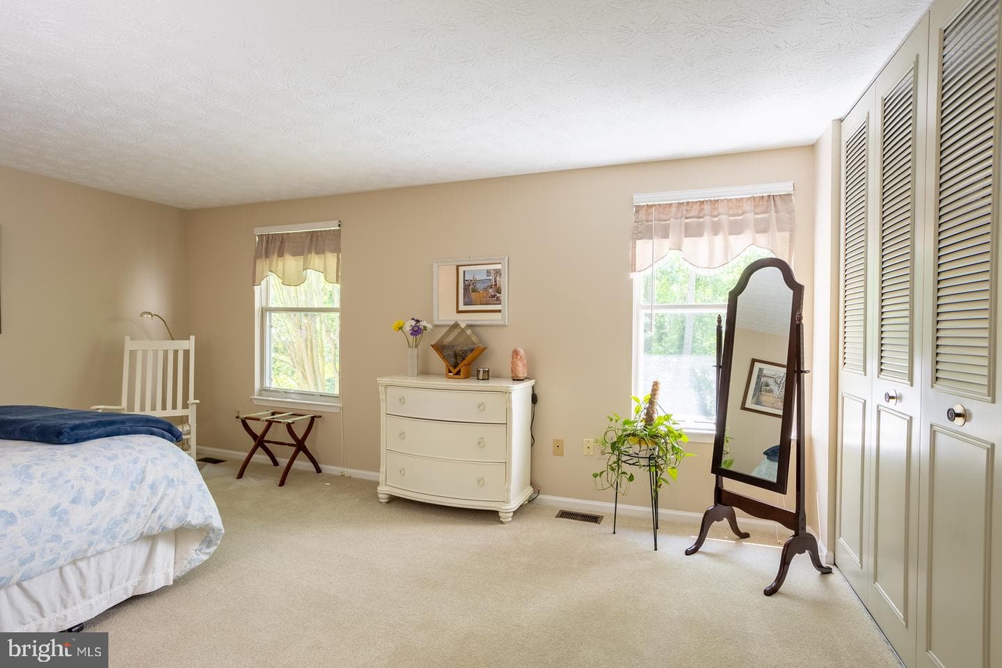 563 Bay Dale Court photo 19