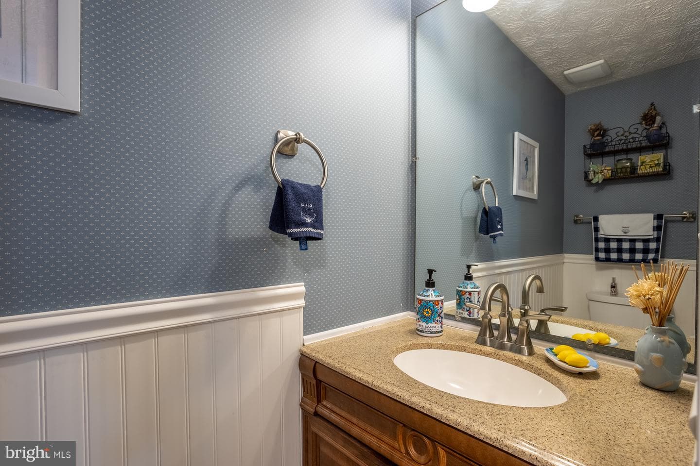 563 Bay Dale Court photo 20