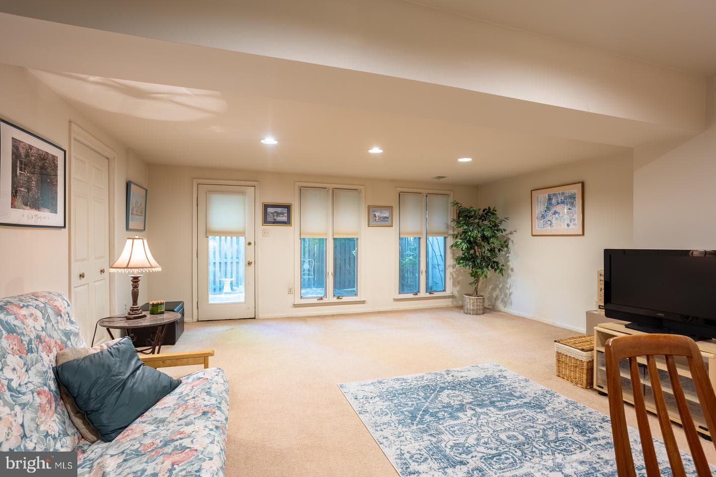 563 Bay Dale Court photo 34