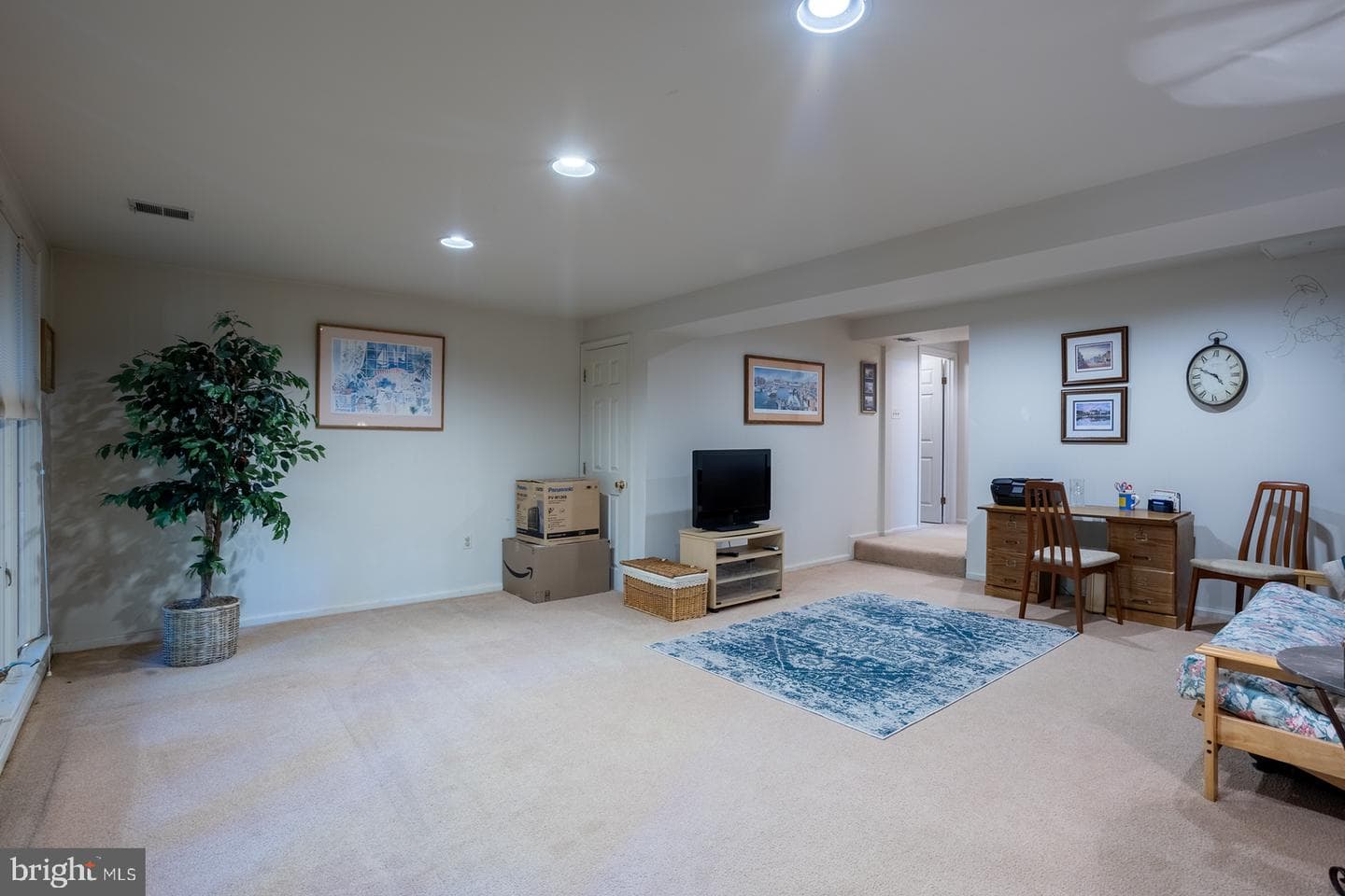 563 Bay Dale Court photo 37