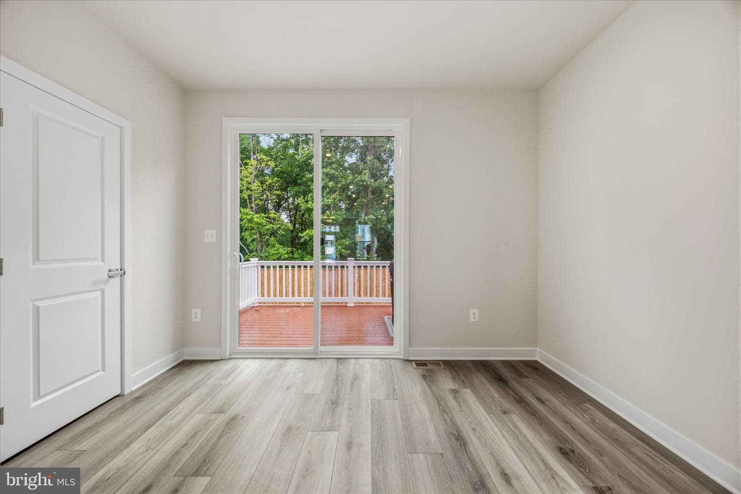 124 Spring Gate Lane photo 14