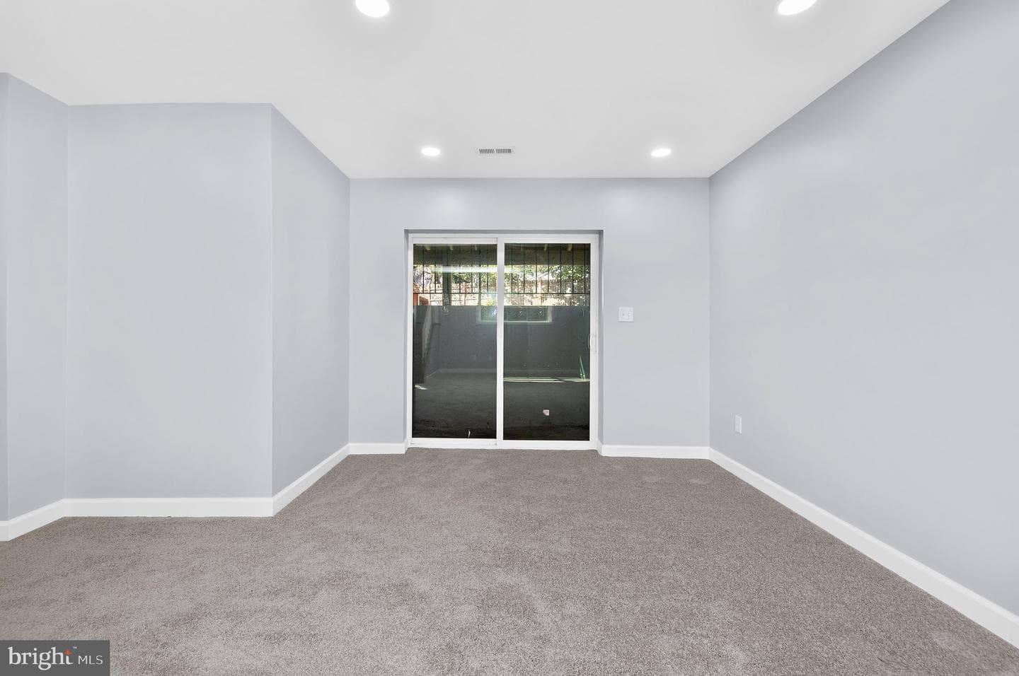 7734 Beaghan Court photo 32
