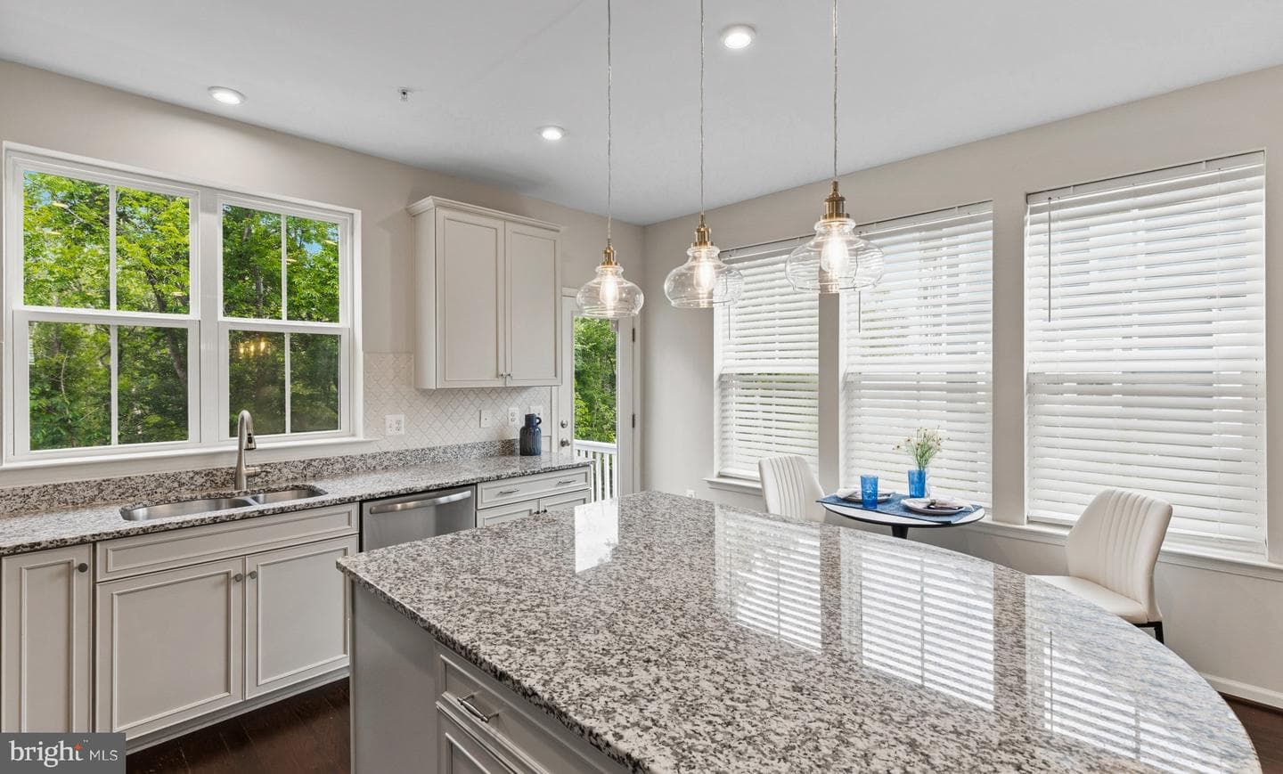 1314 Hawk Hollow Drive photo 9