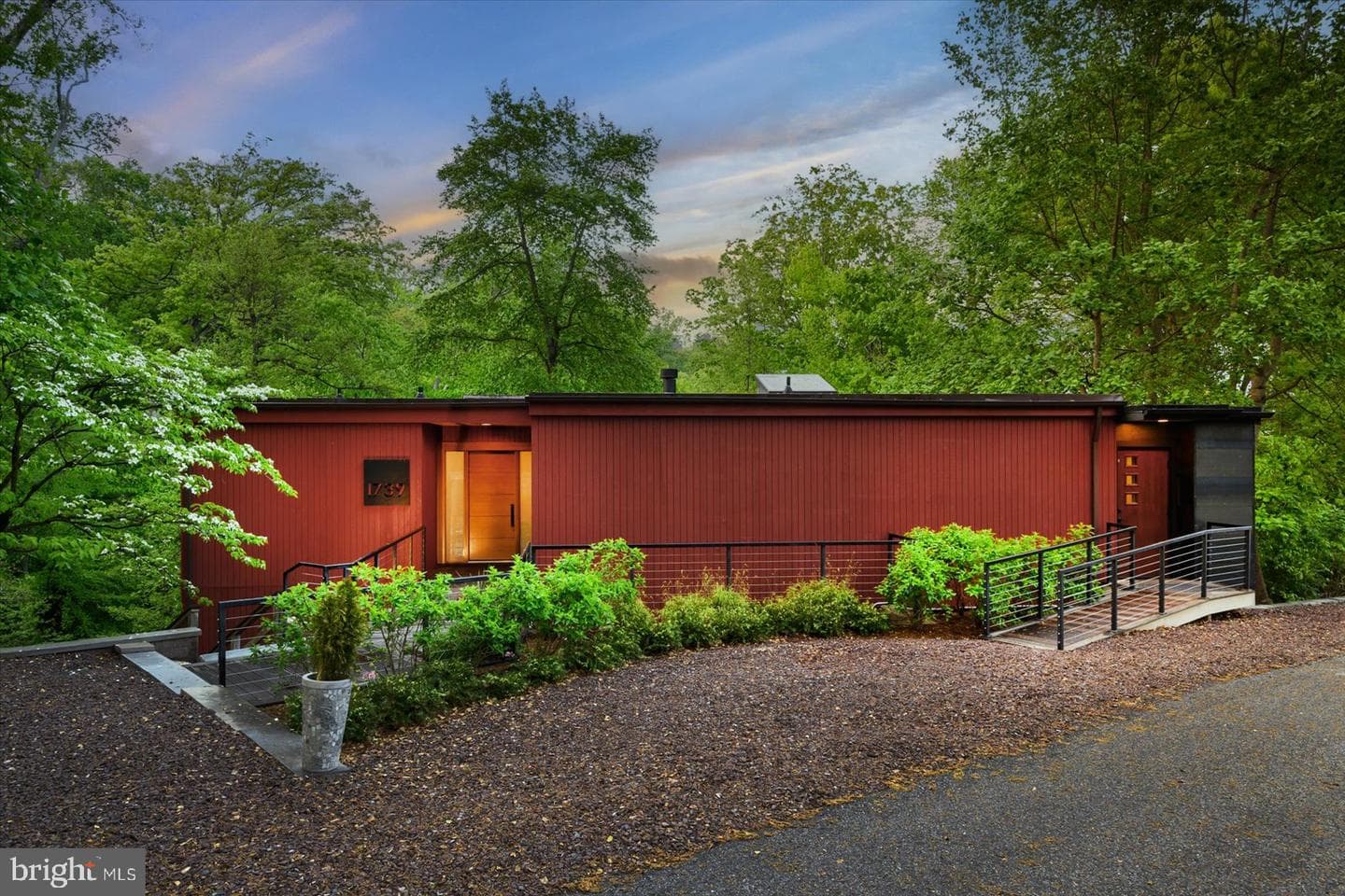 1739 Vineyard Trail photo 9