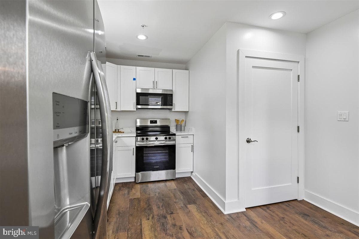1210 President Street photo 3