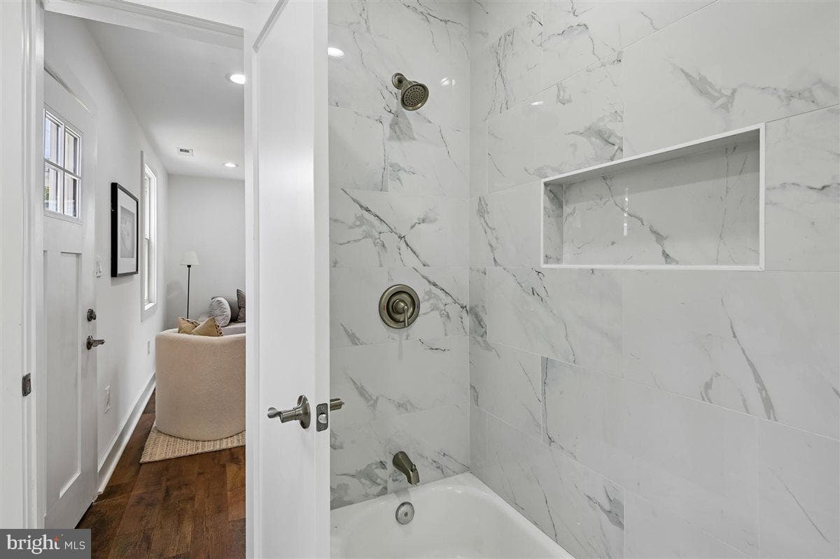 1210 President Street photo 32