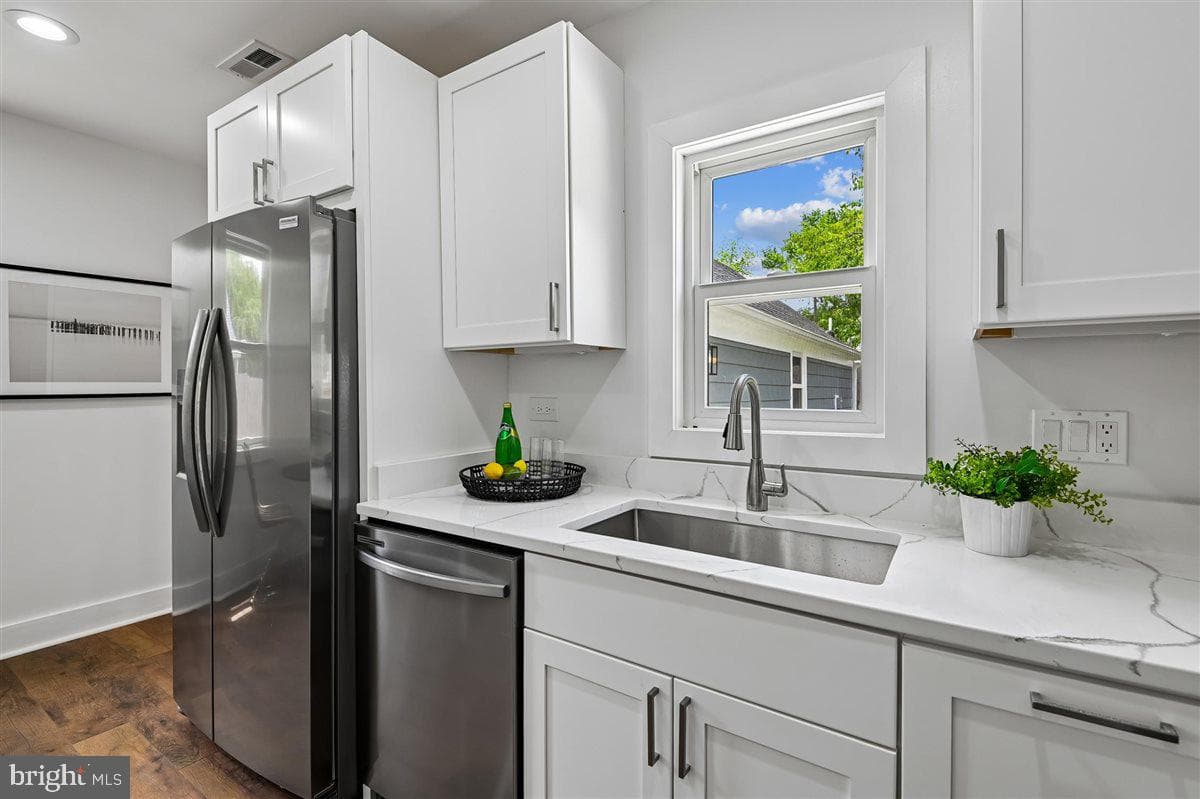 1210 President Street photo 4