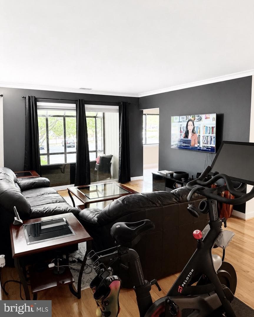 302 Hilltop Lane #h, Annapolis