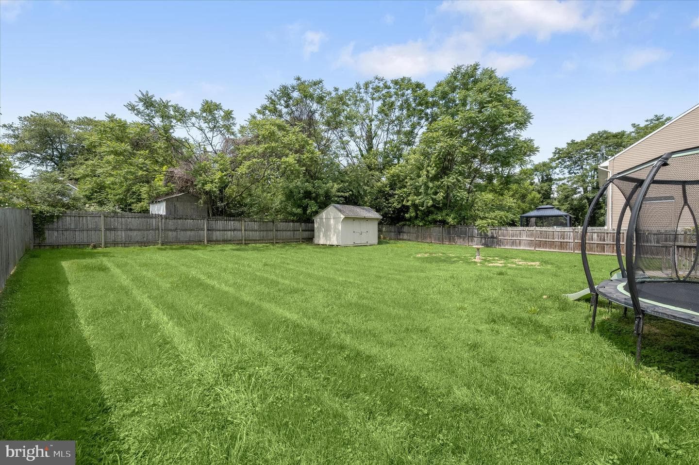305 Bishop Avenue photo 38