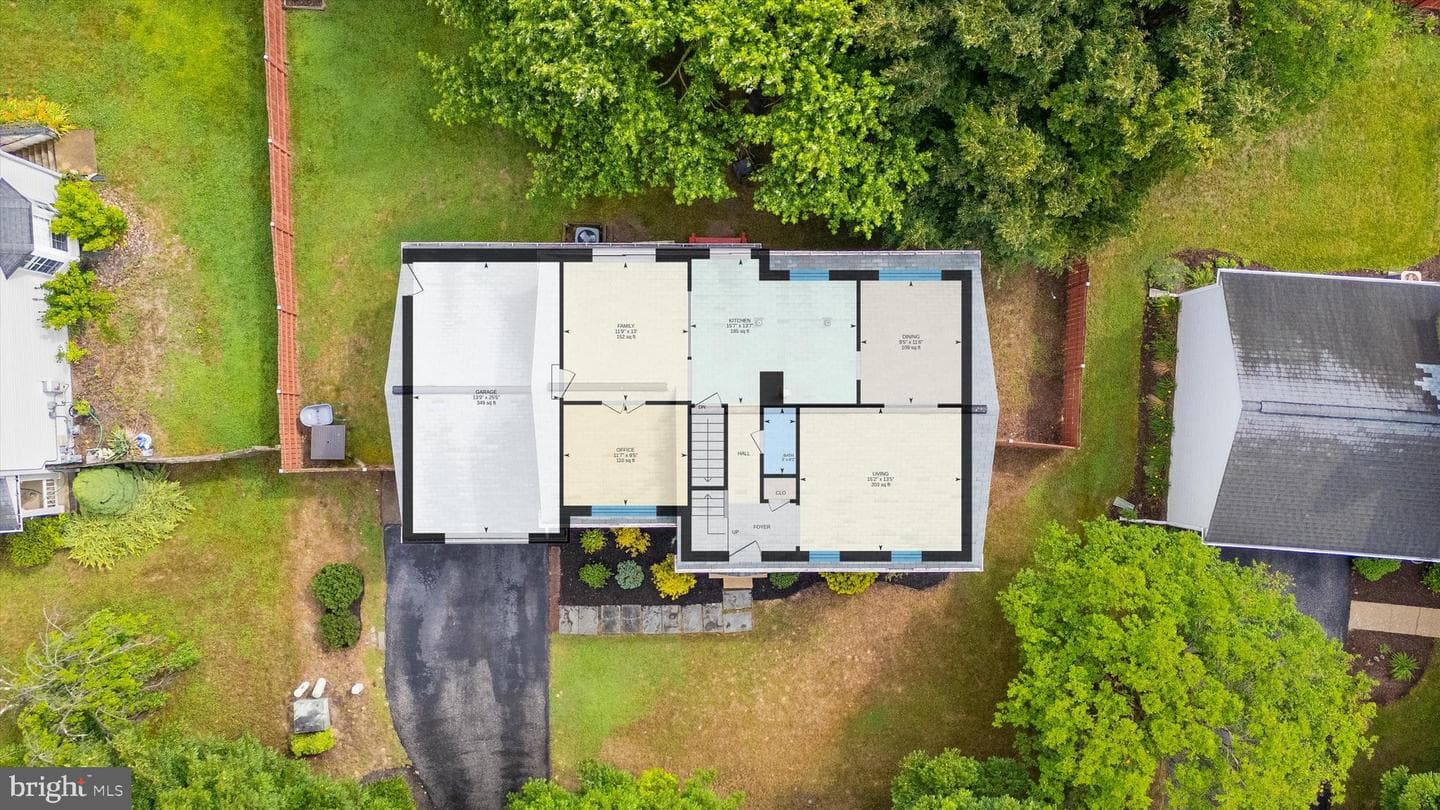 1780 Lasalle Place photo 40