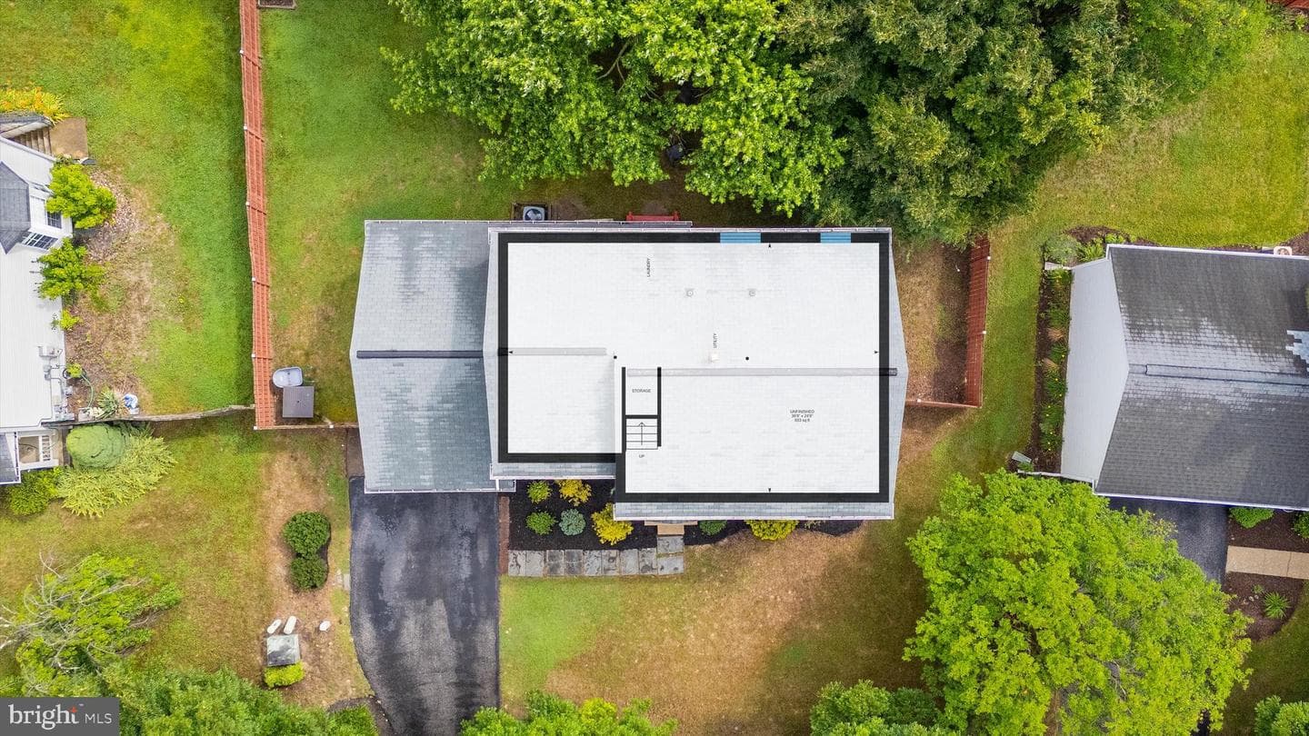 1780 Lasalle Place photo 42