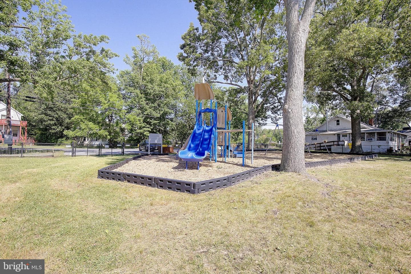 4951 Bonniewood Drive photo 33