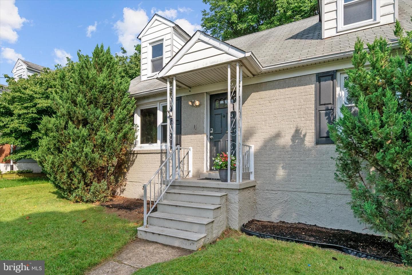 12 Birch Avenue photo 5